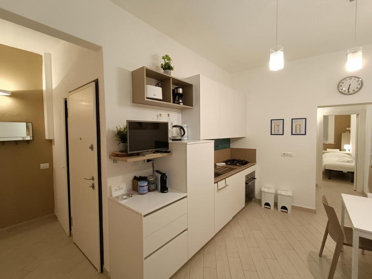 Firsthouse - Nel Centro Storico Con Parcheggio Gratuito Apartment Siena Exterior photo